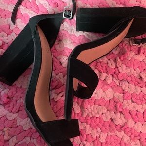 Black Chunky heel